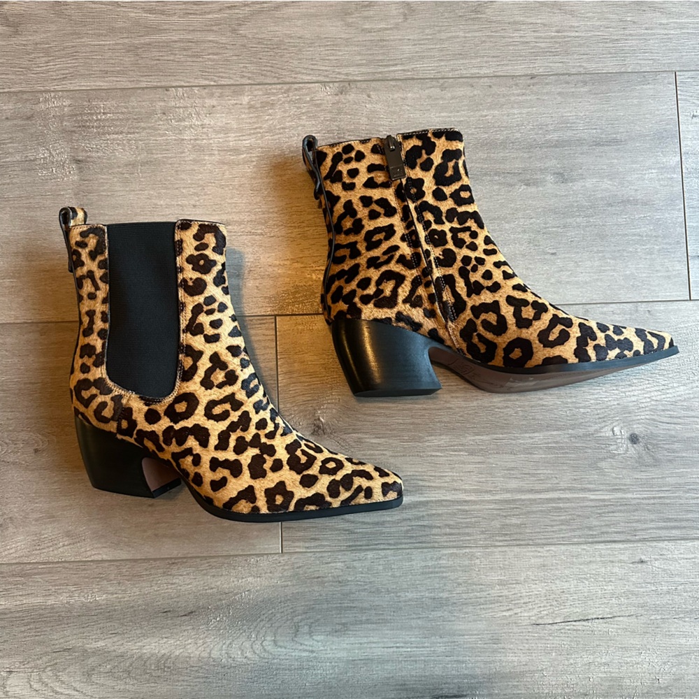 NWOT Sarto Vianca Ankle Boots - Leopard print/Brown pattern - size 7